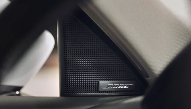 BOSE® SOUND SYSTEM