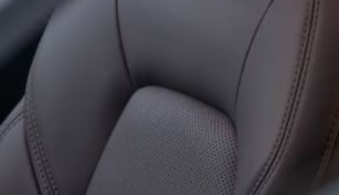 Rich Brown Nappa Leather Seats
