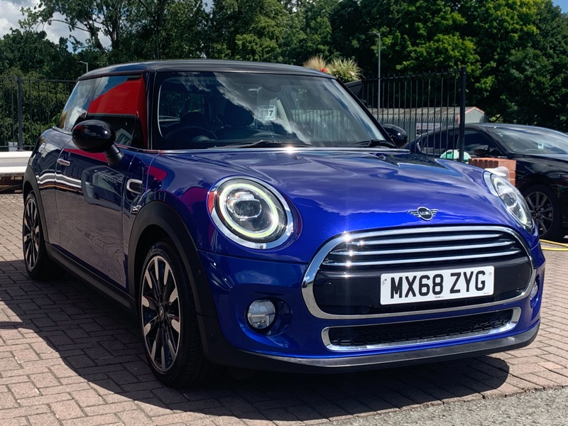 Mini Hatchback