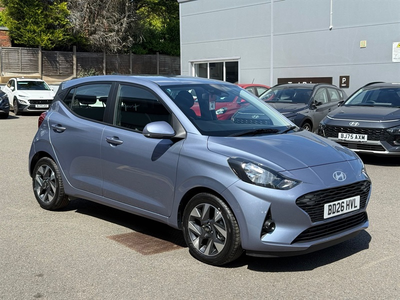 HYUNDAI i10