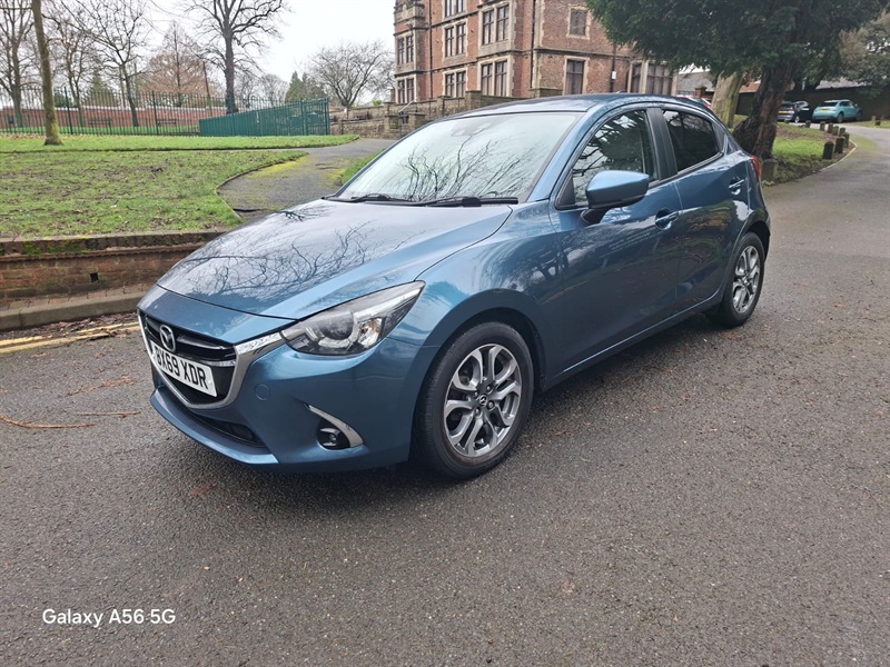 Mazda Mazda2