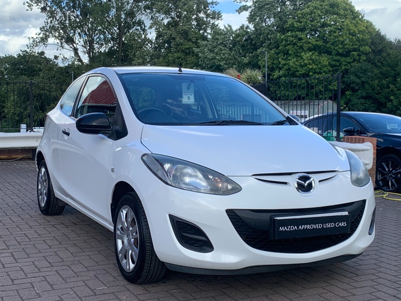 MAZDA Mazda2